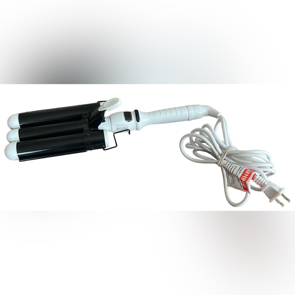 Bondi Boost 32mm Wave Wand digital curling iron